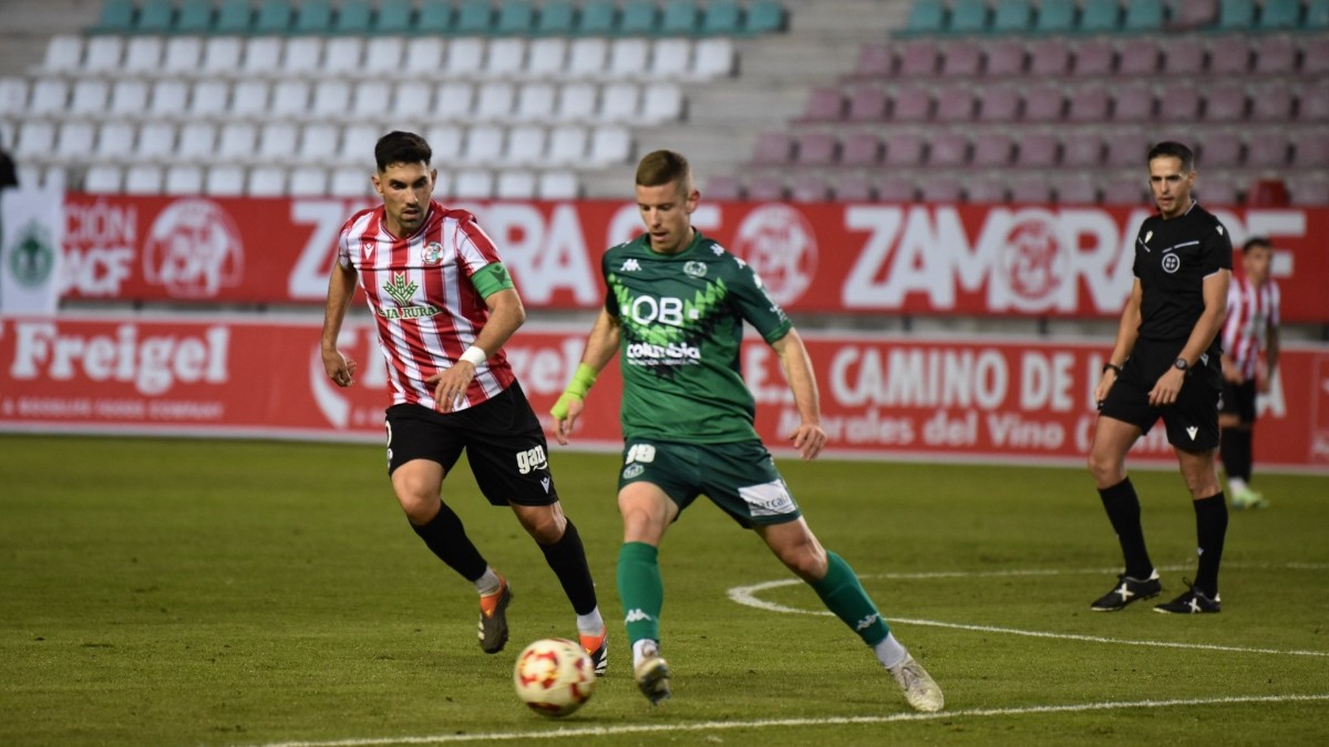 Tarsi Aguado seguirá en Primera Federación, esta vez en las filas del AD Alcorcón