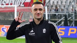 Andreu Arasa volvió a vestirse de corto con el LKS Lódz tras superar su lesión