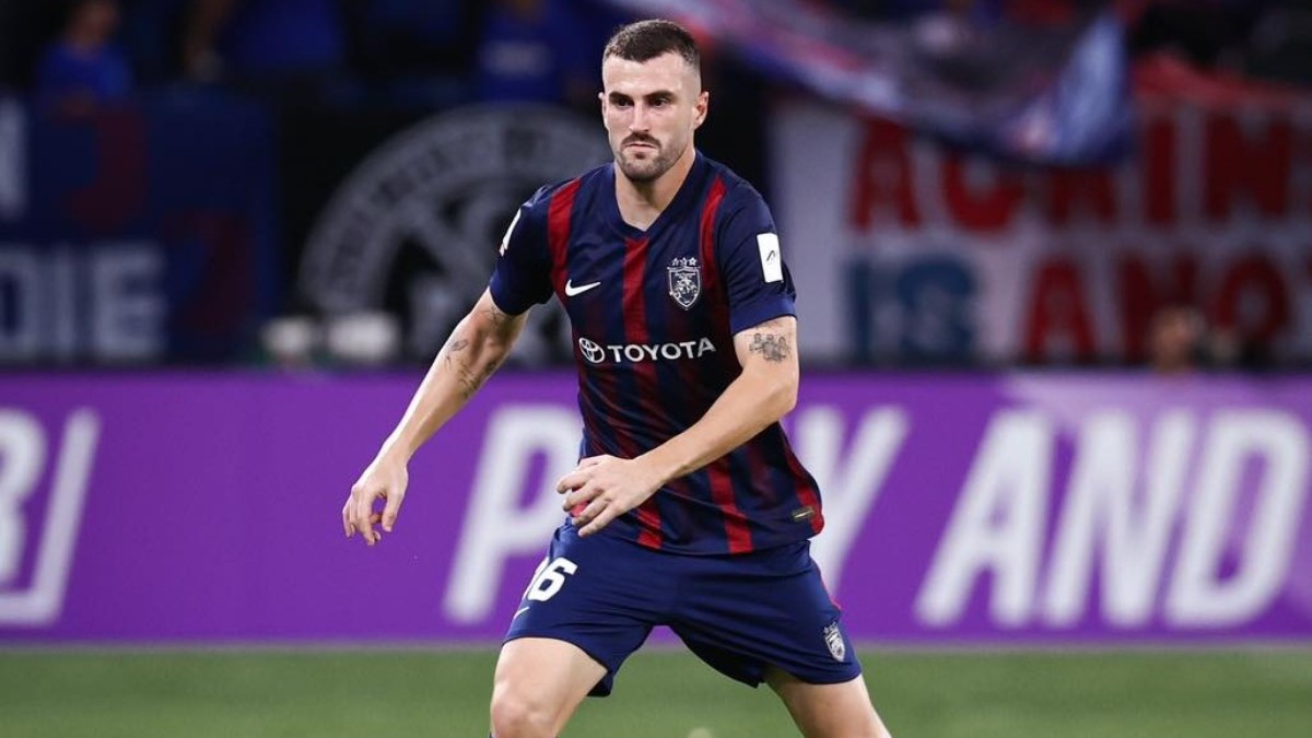 Raúl Parra, campeón de la FA Cup en Malasia