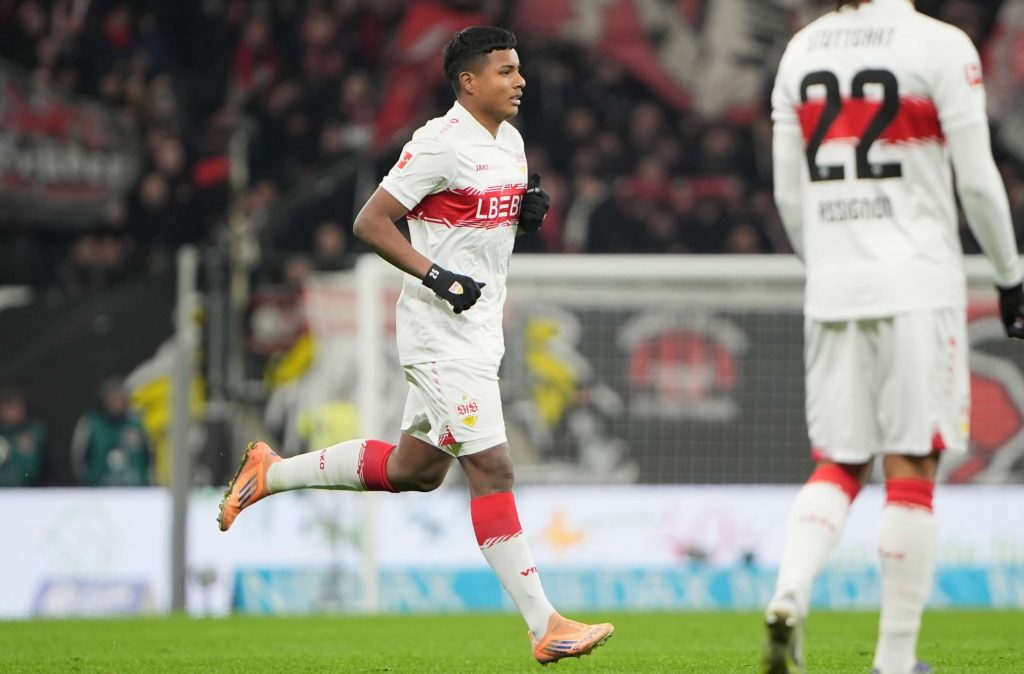 Jeremy Arévalo vive su primera aventura internacional en el VfB Stuttgart