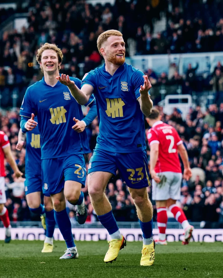 Instagram post from emartsoccerpro. This post is in position 0.