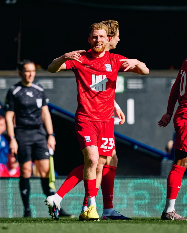 Instagram post from emartsoccerpro. This post is in position 1.