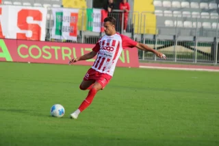 Instagram post from emartsoccerpro. This post is in position 1.