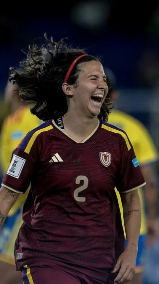 Instagram post from emartsoccerfem. This post is in position 1.